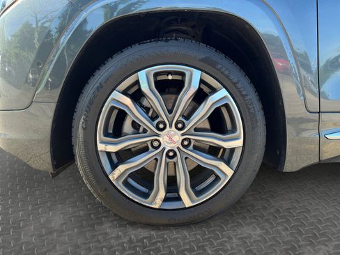 Used 2019 GMC Terrain Denali w/ Advanced Safety Package FWD image 16