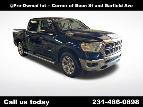 Used 2019 RAM 1500 Big Horn AWD/4WD image 7