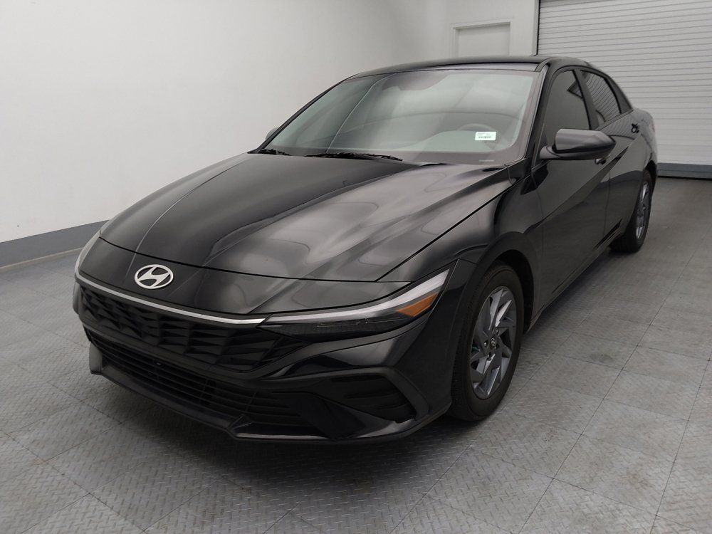 Used 2024 Hyundai Elantra SEL FWD image 15