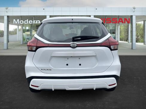 Certified 2023 Nissan Kicks S image 4