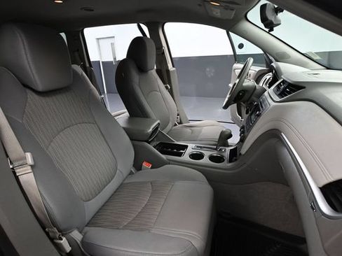 Used 2014 Chevrolet Traverse LS FWD image 45