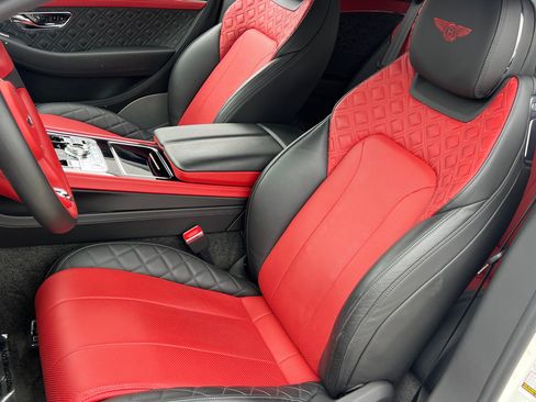 Used 2020 Bentley Continental GT image 18