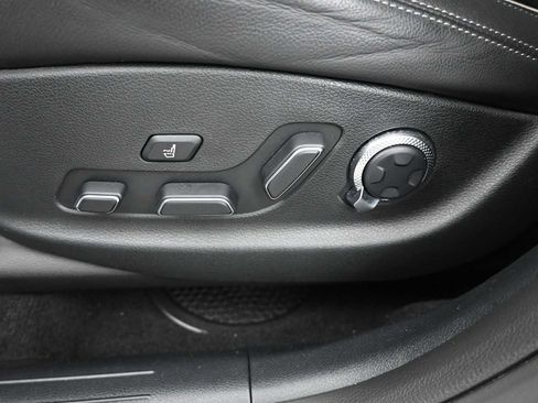 Used 2024 Genesis GV70 2.5T w/ Sport Prestige Package AWD/4WD image 23