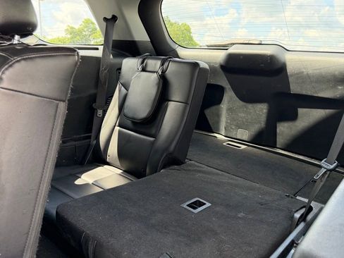 Used 2023 Ford Explorer XLT w/ Equipment Group 202A AWD/4WD image 15
