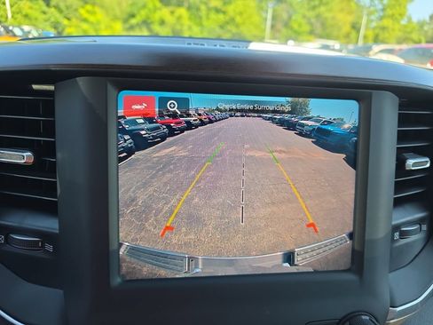Used 2022 RAM 1500 Laramie AWD/4WD image 18