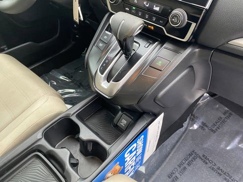 Used 2018 Honda CR-V LX image 16