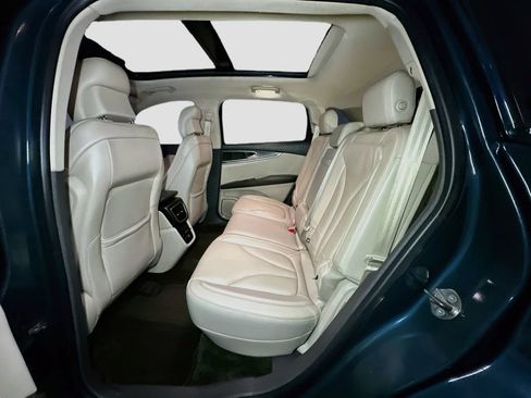 Used 2016 Lincoln MKX Reserve w/ Climate Package AWD/4WD image 29