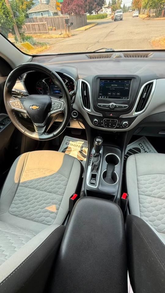 Used 2019 Chevrolet Equinox LT FWD image 9