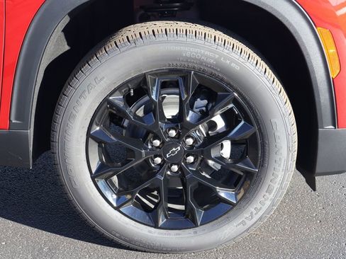 New 2026 Chevrolet Traverse LT image 11