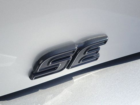 Used 2024 Toyota Corolla SE w/ SE Package image 8