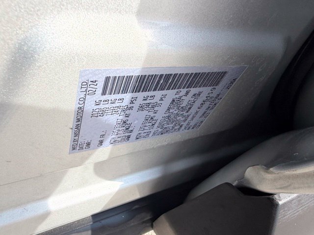 Used 2024 Nissan Rogue S AWD/4WD image 30