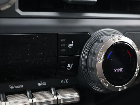 New 2026 Toyota Tacoma Limited AWD/4WD image 4