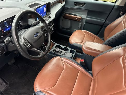 Used 2023 Ford Maverick Lariat w/ Lariat Luxury Package image 10