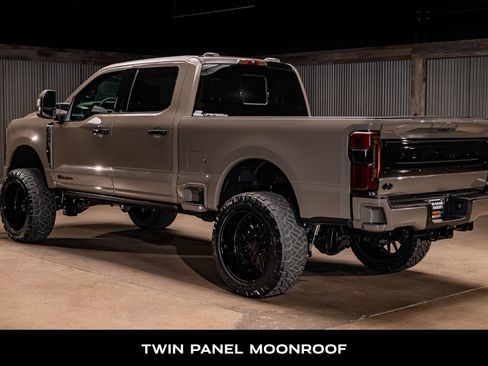 Used 2026 Ford F250 Platinum w/ Platinum Plus Package AWD/4WD image 7