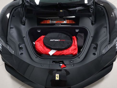 Certified 2025 Ferrari SF90 Spider AWD/4WD image 21