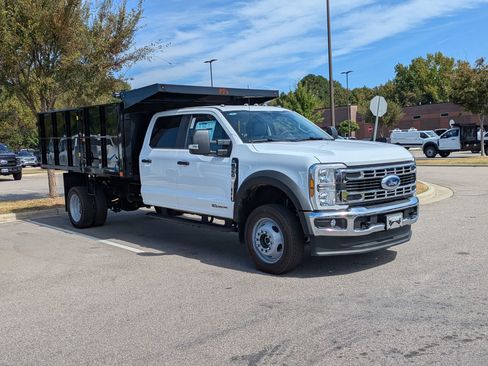 New 2025 Ford F550 4x4 Crew Cab image 2