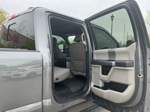 Used 2022 Ford F250 XLT w/ Black Appearance Package AWD/4WD image 19