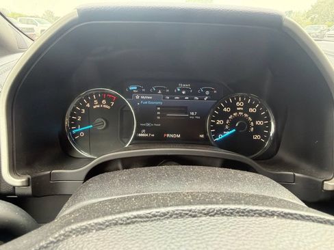 Used 2018 Ford F150 Lariat w/ Equipment Group 502A Luxury AWD/4WD image 13