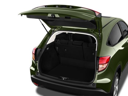 Used 2018 Honda HR-V EX image 4