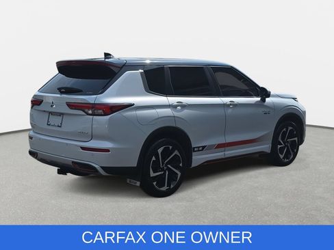 Used 2023 Mitsubishi Outlander 4WD Plug-In Hybrid image 5