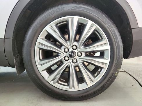Used 2016 Lincoln MKX Reserve w/ Climate Package AWD/4WD image 35