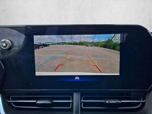 Used 2025 Chevrolet Trax RS w/ Driver Confidence Package FWD image 13