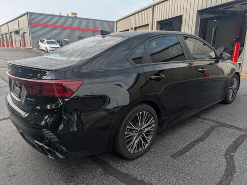 Used 2022 Kia Forte GT-Line w/ GT-Line Premium Package FWD image 4