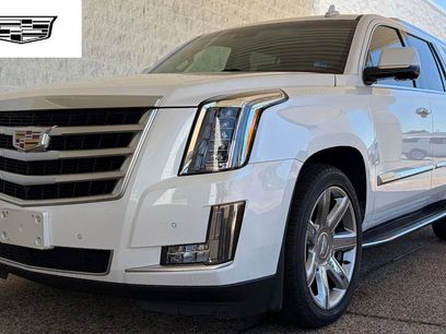 Used 2016 Cadillac Escalade Luxury