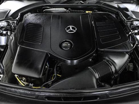 Certified 2025 Mercedes-Benz C 300 4MATIC Sedan image 25