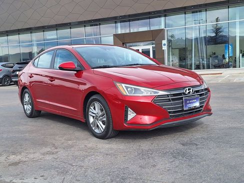 Used 2020 Hyundai Elantra SEL image 1
