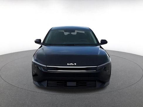 Used 2025 Kia K4 FWD image 4