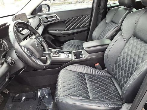 Used 2022 Mitsubishi Outlander SEL AWD/4WD image 16