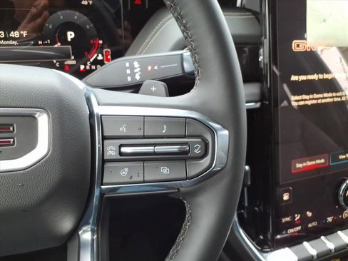 New 2026 GMC Yukon Elevation image 19