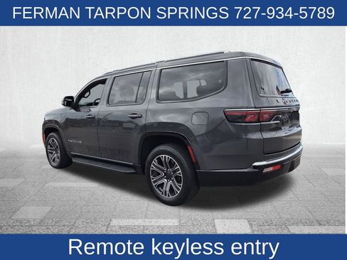 Used 2024 Jeep Wagoneer Series II image 8