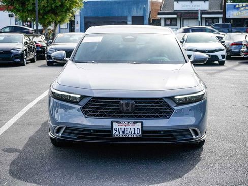 Used 2025 Honda Accord Touring image 6