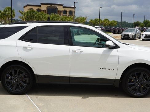 Used 2024 Chevrolet Equinox RS w/ RS Leather Package AWD/4WD image 4