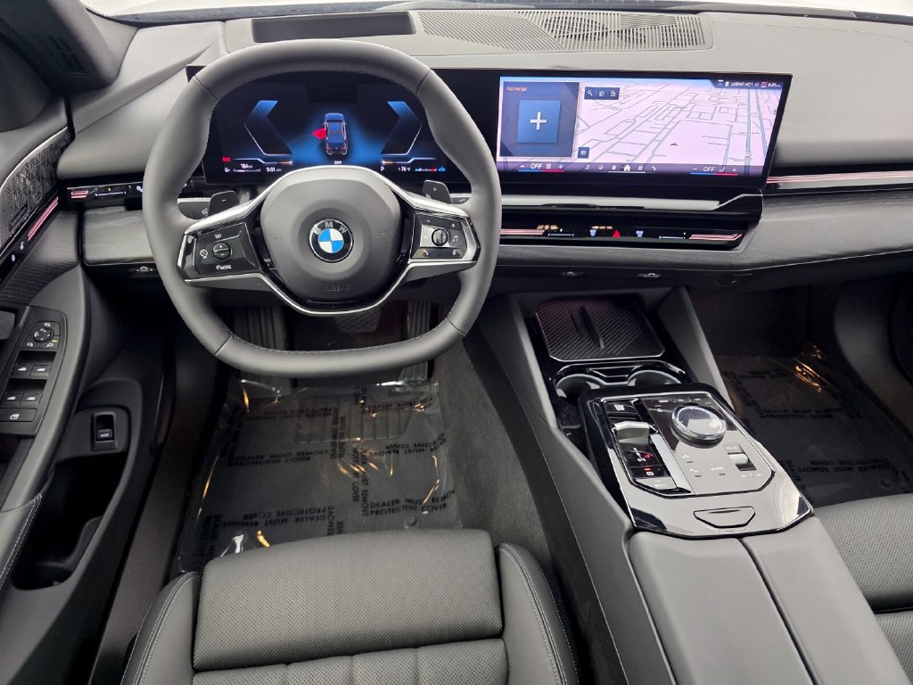 Certified 2024 BMW 530i w/ Premium Package RWD image 13