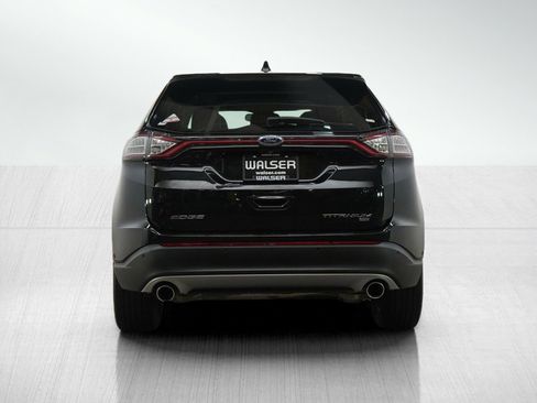 Used 2015 Ford Edge Titanium w/ Equipment Group 302A AWD/4WD image 4