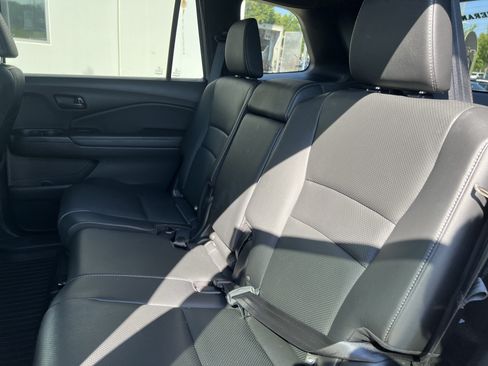 Used 2022 Honda Passport EX-L image 34