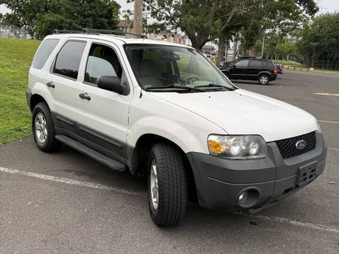 Used 2005 Ford Escape XLT AWD/4WD image 7