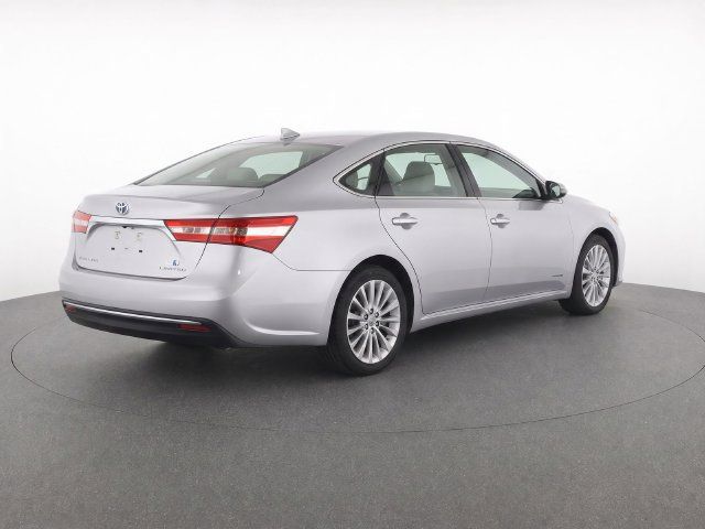 Used 2013 Toyota Avalon Limited FWD image 3