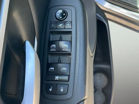 Used 2021 RAM 1500 Big Horn AWD/4WD image 14