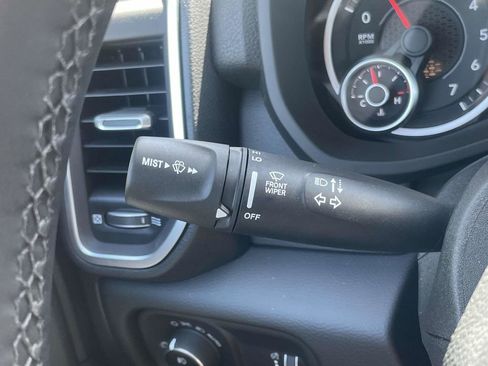 New 2026 RAM 2500 Big Horn AWD/4WD image 33