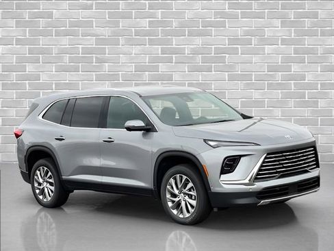 New 2025 Buick Enclave Preferred w/ Power Package image 9