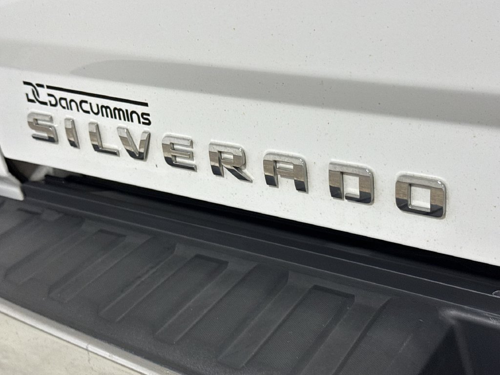 Used 2017 Chevrolet Silverado 1500 LT w/ All Star Edition AWD/4WD image 25