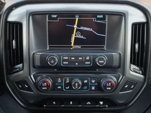 Used 2017 Chevrolet Silverado 2500 LT w/ LT Fleet Convenience Package AWD/4WD image 11