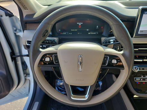 Used 2022 Lincoln Corsair Reserve w/ Sport Package AWD/4WD image 25