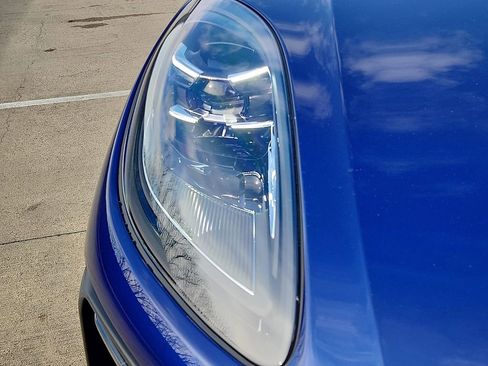 New 2026 Porsche Macan S image 8