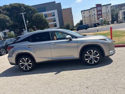 Used 2022 Lexus RX 350 FWD w/ Premium Package image 6