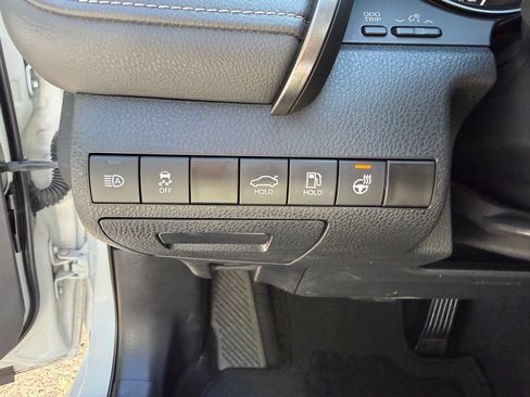 Used 2024 Toyota Camry SE w/ Cold Weather Package AWD/4WD image 20